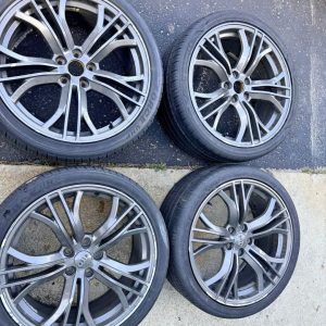 Audi R8 Replica wheels.